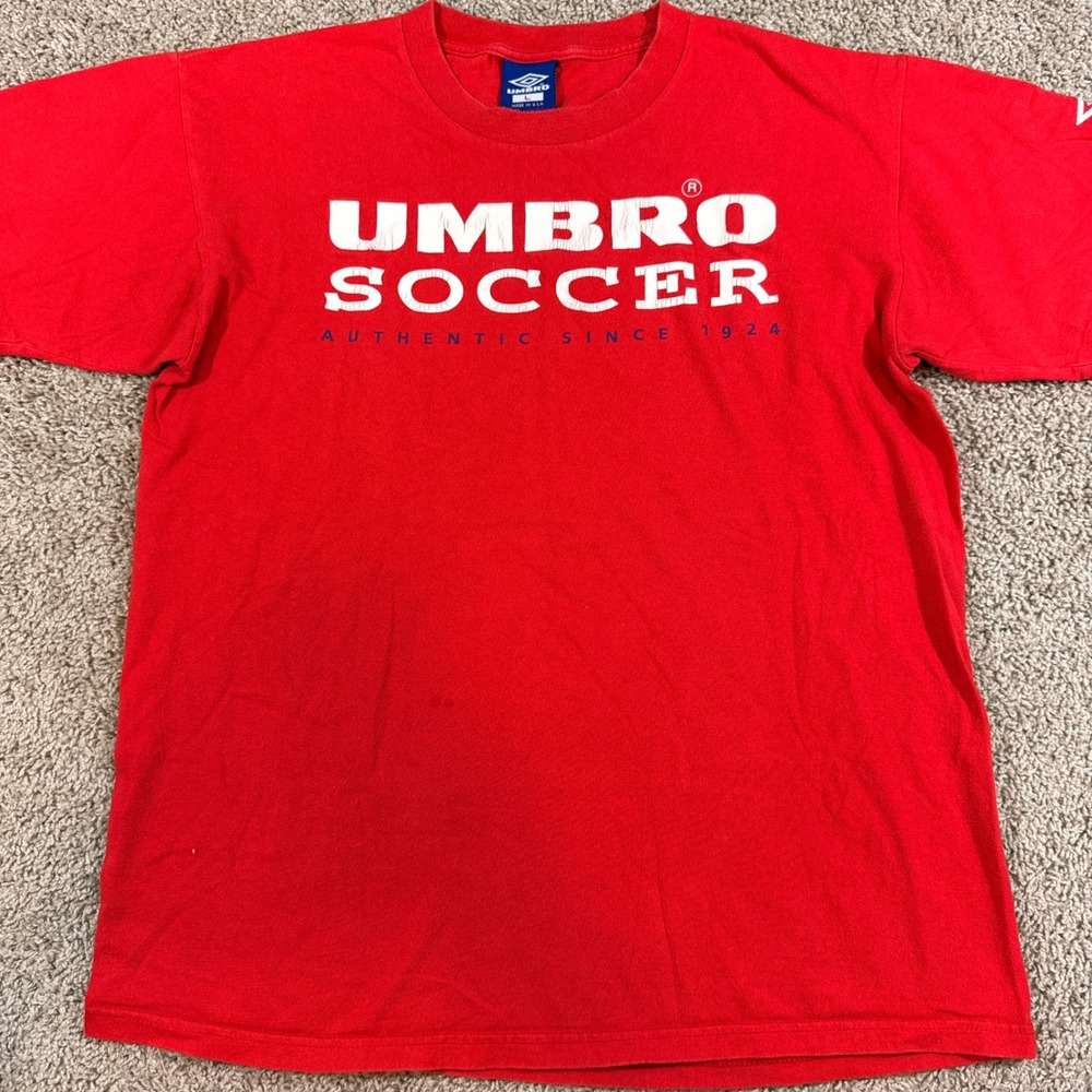 Umbro Soccer T-Shirt Mens Large Red Good Vintage 90s Made in USA Graphic Tee
